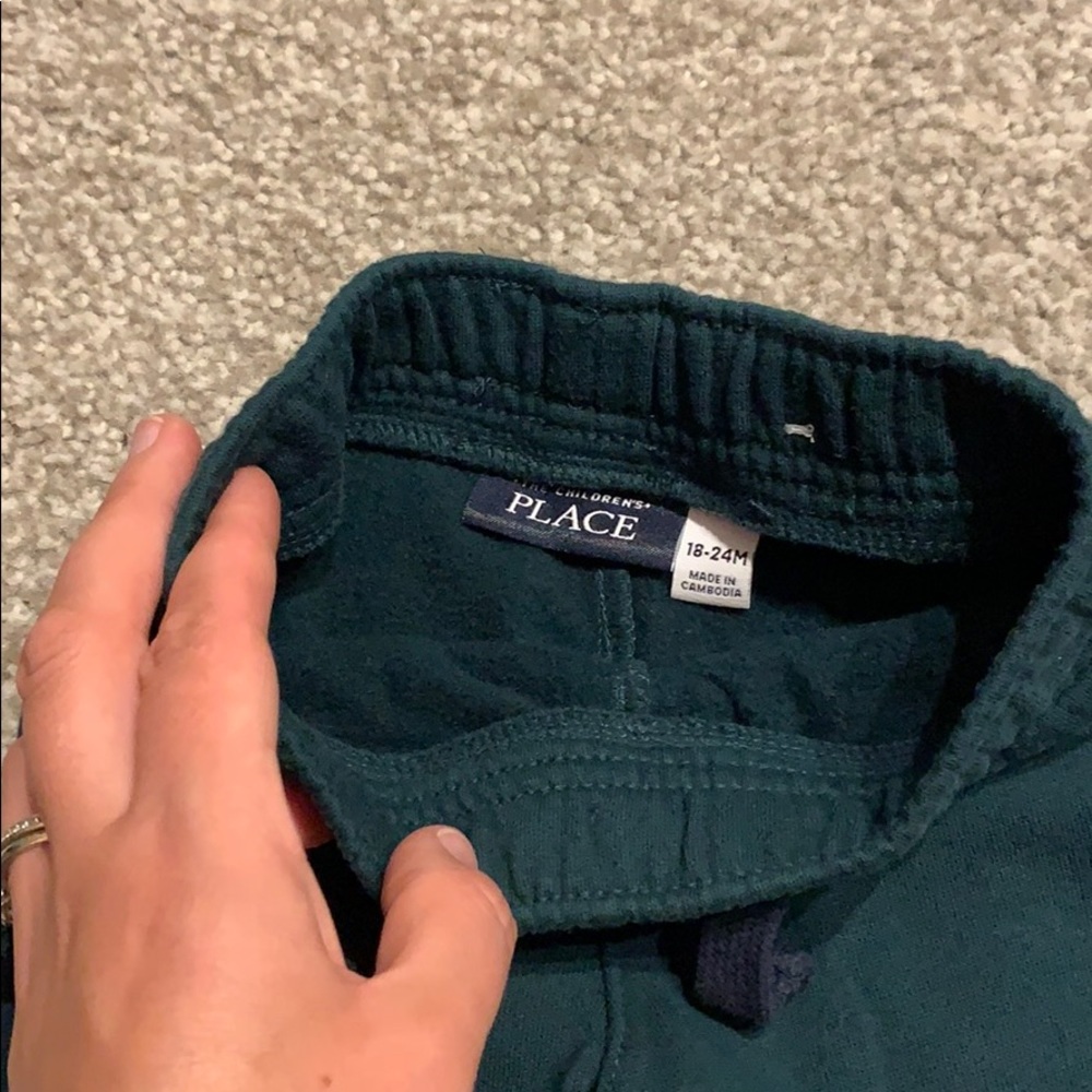 The Children ‘s Place Boy’s Pants - Picture 3 of 3